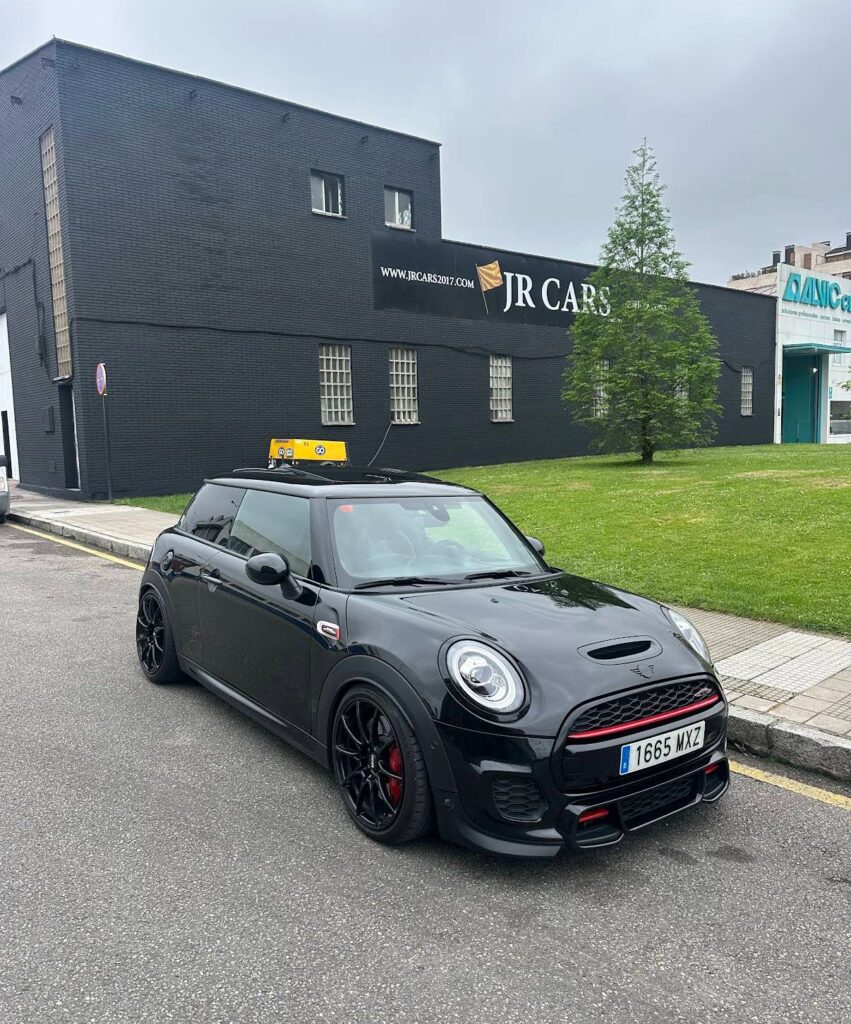 MINI John Cooper Works vendido por JR Cars 2017 en Oviedo